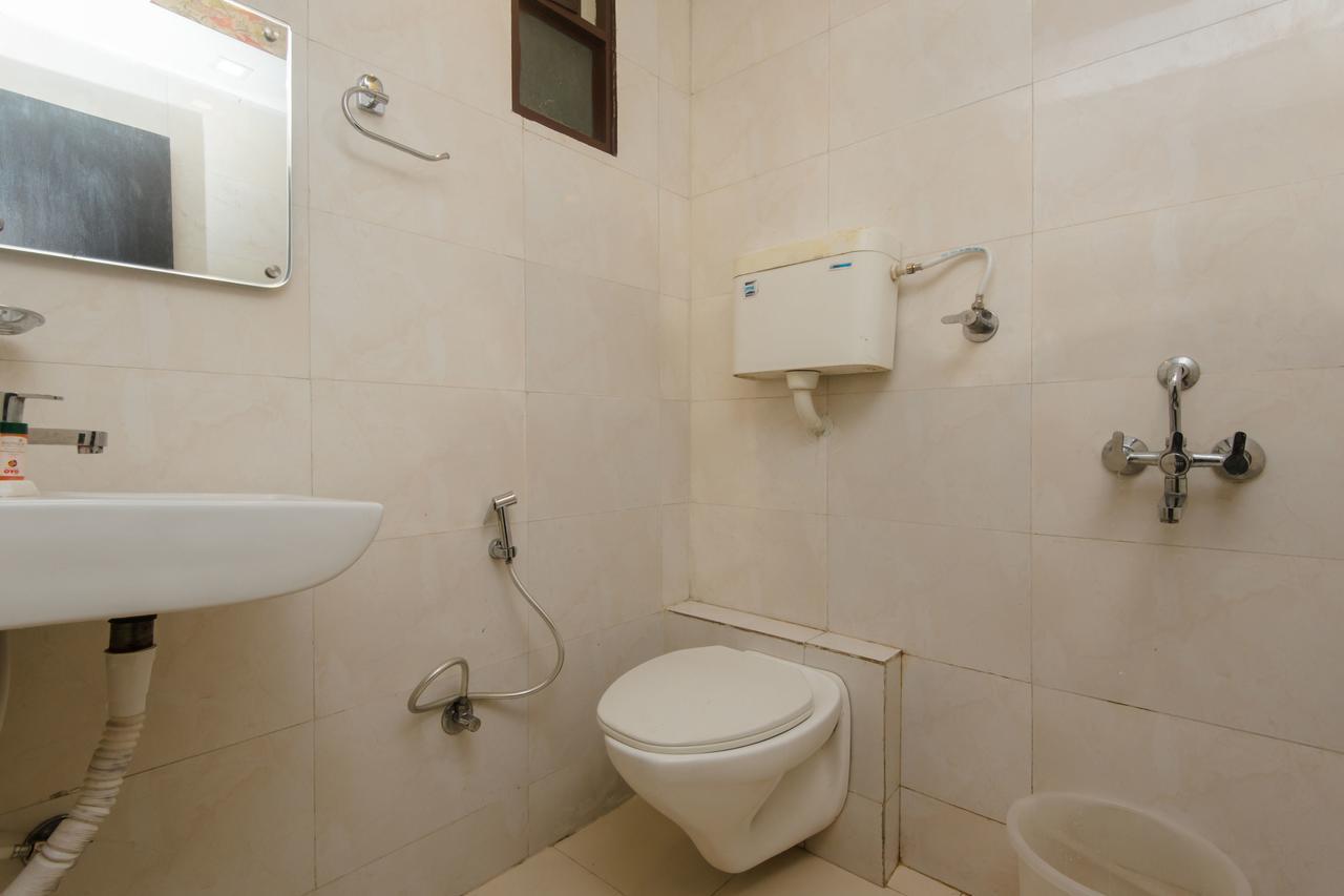 מומביי Oyo 10103 Hotel Aviva מראה חיצוני תמונה